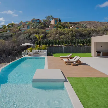 Eden Villa *